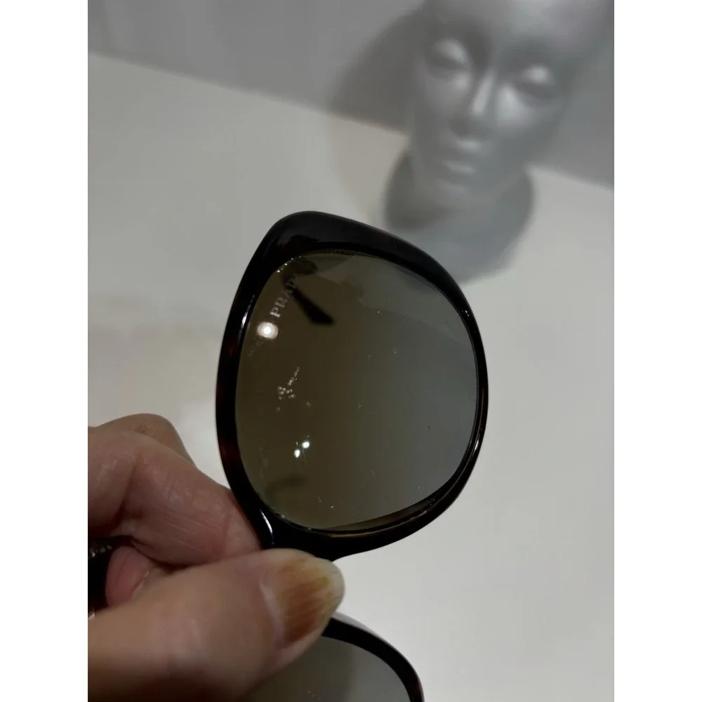 VTG PRADA SPR 150 Oversized Butterfly Designer Sunglasses 57 16 2AU ITALY Descri